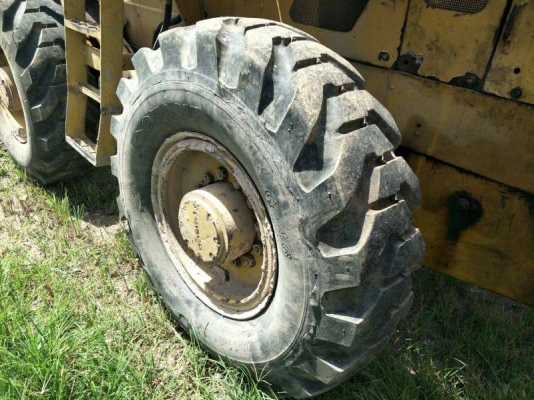 ขายรถตักล้อยางKOMATSU JH60 ราคา 280,000