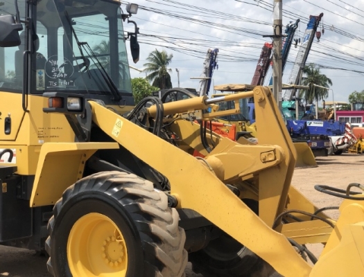ขายรถตักล้อยาง KOMATSU WA100-5 แขนยาวพิเศษ นำเข้าเองจากญี่ปุ่น สภาพสวยพร้อมใช้ มีVDOการทำงานครับ