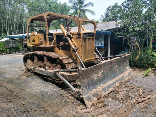 ขายKOMATSU D50A-15 ห้องเลี้ยวแห้งราคา 500,000