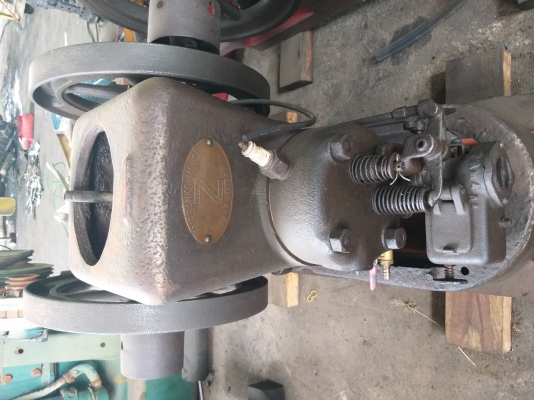 ขายเครื่องยนต์โบราณ ฟลายแบ็ง 2 แรง ของอเมริกา  สภาพสมบูรณ์ เครื่องติดได้ปกติ สนใจโทรสอบถามได้ 098-5922944 ขาย 30,000