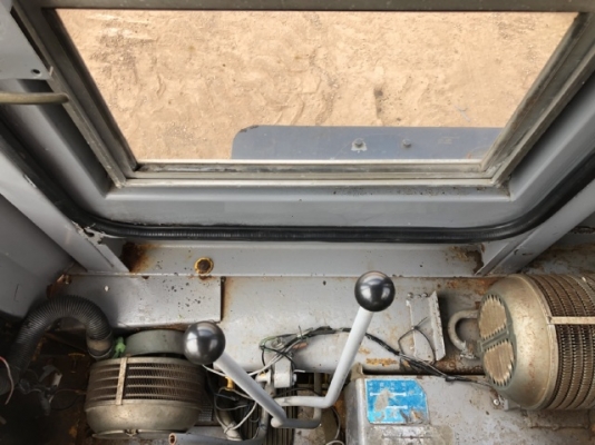 ขายรถตักล้อยาง TCM 50BZ2 (เท่าเทียบ WA200) นำเข้าเองจากญี่ปุ่น สภาพสวยพร้อมใช้ มีVDOการทำงานครับ