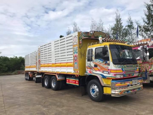 ขาย 320 ปี 51 รุ่นแม็คโหลด ดั้มอู่สหกิจ ลูกสามเพลา ยาว 7 ม. เครื่องเกียร์เดิม