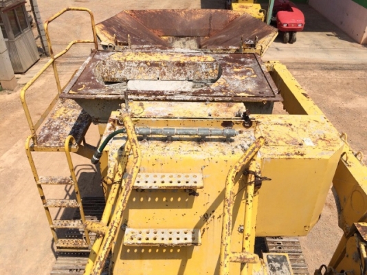 ขายรถปรับสภาพดิน KOMATSU BZ200-1 รถนอกนำเข้าจากญี่ปุ่น สภาพสวยพร้อมใช้