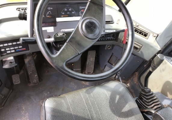 ขายรถตักล้อยาง KOMATSU WA80-3 นำเข้าเองจากญี่ปุ่น สภาพสวยพร้อม มีVDOการทำงานครับ