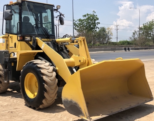 ขายรถตักล้อยาง KOMATSU WA100-5 (2,xxx ชั่วโมง) นำเข้าเองจากญี่ปุ่น สภาพสวยพร้อมใช้