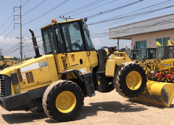 ขายรถตักล้อยาง KOMATSU WA100-5 (2,xxx ชั่วโมง) นำเข้าเองจากญี่ปุ่น สภาพสวยพร้อมใช้