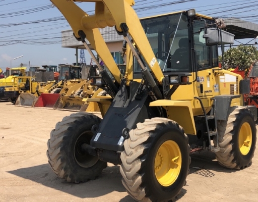 ขายรถตักล้อยาง KOMATSU WA100-5 (2,xxx ชั่วโมง) นำเข้าเองจากญี่ปุ่น สภาพสวยพร้อมใช้