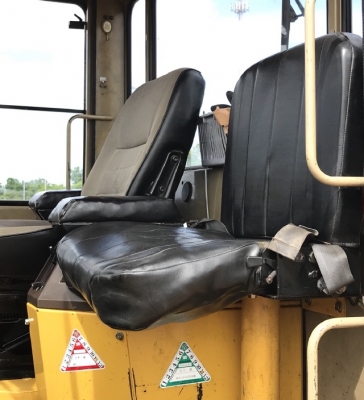 ขายรถตักล้อยาง KOMATSU WA200-1 รถนอกนำเข้าจากญี่ปุ่น สภาพสวยพร้อมใช้ มีVDOการทำงานครับ