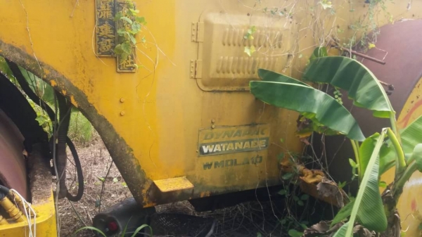 ขาย 175,000 รถบด DYNAPAC 3 ล้อเหล็ก WMOLA10 เล่มทะเบียน เครื่องดี เกียร์ดี ล้อเหล็กหนา ระบบใช้ได้แต่ต้องเช็คระบบ รถจอดเก่าเก็บ เอกสารพร้อมโอน รถอยู่ จันทบุรี 090-772-3710 090-772-3708 ขาย 175,000 รถบด DYNAPAC 3 ล้อเหล็ก WMOLA10 เล่มทะเบียน เครื่องดี เกียร์ดี ล้อเหล็กหนา ระบบใช้ได้แต่ต้องเช็คระบบ รถจอดเก่าเก็บ เอกสารพร้อมโอน รถอยู่ จันทบุรี 090-772-3710 090-772-3708