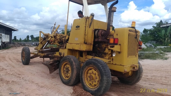 ขายรถเกรด KOMATSU GD313H