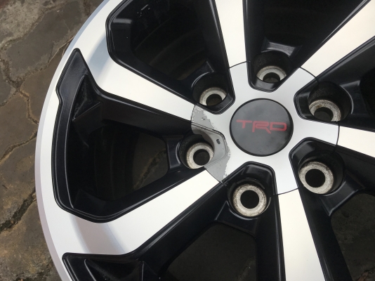 ล้อ TRD รีโว้ขอบ 17 สภาพสวย