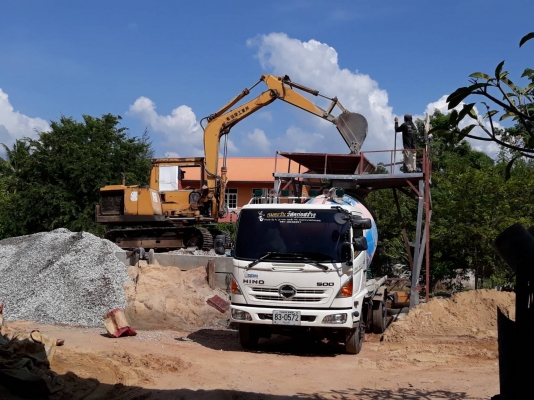 ขายรถแม็คโค Komatsu PC60-2