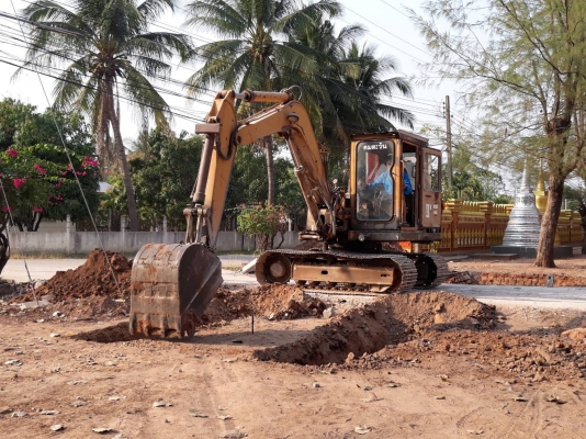 ขายรถแม็คโค Komatsu PC60-2