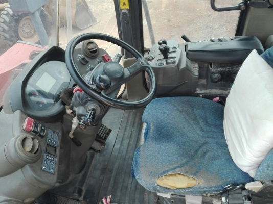 ขายรถตักล้อยาง HITACHI ZW220 เอกสารเล่มทะเบียนราคา 1,500,000