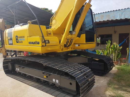 Komatsu