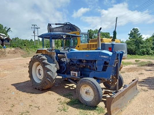 รถไถฟอร์ด 6610