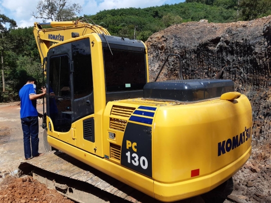 ขายดาวน์ 250,000 KOMATSU PC130-8 ไมล์2300ชม.ผ่อน84,000x34=2,856,000รวม3,106,000