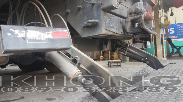 ขายด่วน ลิฟท้ายยกของ ยี่ห้อMBB ยกได้1.5ตัน มี10ชุด สภาพสวยๆพร้อมใช้งาน เพียง 65000 บาท