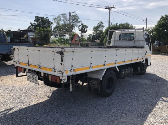 ขายครับ//รถบรรทุก 6 ล้อ ISUZU NKR 135hp สภาพสวยๆพร้อมใช้งาน ขายครับ//รถบรรทุก 6 ล้อ ISUZU NKR 135hp สภาพสวยๆพร้อมใช้งาน