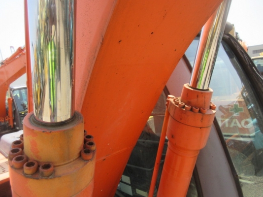 ขายรถขุดนำเข้าจากญี่ปุ่น hitachi zx120 สนใจติดต่อสอบถาม 092-3309229 อีด