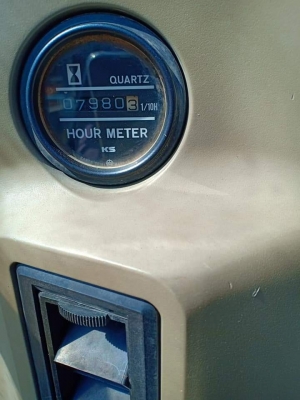 ขายจ้า..KOBELCO SK235SR เก่านอกแท้  แทรค ใหญ่  มีลายแย๊ก พร้อมใช้ โทร 089-3818694 จ๊อย