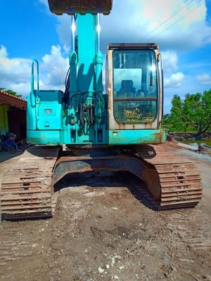 ขายจ้า..KOBELCO SK235SR เก่านอกแท้  แทรค ใหญ่  มีลายแย๊ก พร้อมใช้ โทร 089-3818694 จ๊อย
