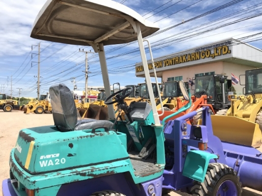 ขายรถตักล้อยาง KOMATSU WA20-2E (1,xxx ชั่วโมง) นำเข้าเองจากญี่ปุ่น สภาพสวยพร้อมใช้ มีVDOการทำงานครับ