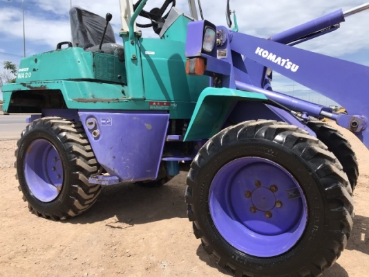 ขายรถตักล้อยาง KOMATSU WA20-2E (1,xxx ชั่วโมง) นำเข้าเองจากญี่ปุ่น สภาพสวยพร้อมใช้ มีVDOการทำงานครับ