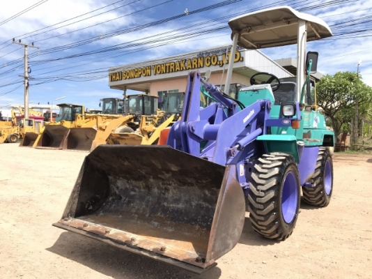 ขายรถตักล้อยาง KOMATSU WA20-2E (1,xxx ชั่วโมง) นำเข้าเองจากญี่ปุ่น สภาพสวยพร้อมใช้ มีVDOการทำงานครับ