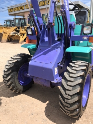 ขายรถตักล้อยาง KOMATSU WA20-2E (1,xxx ชั่วโมง) นำเข้าเองจากญี่ปุ่น สภาพสวยพร้อมใช้ มีVDOการทำงานครับ