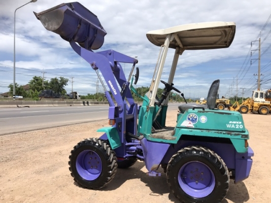 ขายรถตักล้อยาง KOMATSU WA20-2E (1,xxx ชั่วโมง) นำเข้าเองจากญี่ปุ่น สภาพสวยพร้อมใช้ มีVDOการทำงานครับ