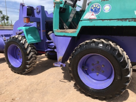 ขายรถตักล้อยาง KOMATSU WA20-2E (1,xxx ชั่วโมง) นำเข้าเองจากญี่ปุ่น สภาพสวยพร้อมใช้ มีVDOการทำงานครับ