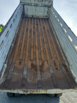 ขาย กระบะดั้มพร้อมกระบอกดั้ม แม่ปั้มดั้ม  แกนใหญ่ บรรทุกหินใหญ่ราคา 85,000 บาท