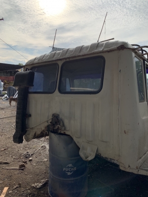 หัวสิบล้อ F18 เดิมบางของครบมีผุตามกาลเวลา ☎️063-190-3017 หัวสิบล้อ F18 เดิมบางของครบมีผุตามกาลเวลา ☎️063-190-3017