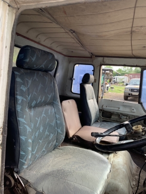 หัวสิบล้อ F18 เดิมบางของครบมีผุตามกาลเวลา ☎️063-190-3017 หัวสิบล้อ F18 เดิมบางของครบมีผุตามกาลเวลา ☎️063-190-3017