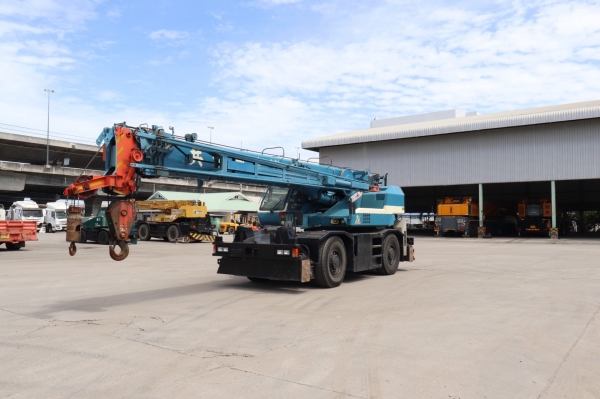 TADANO GR250N-1 ขนาด 25 ตัน รถปี 2005 ชั่วโมงการทำงาน 4,6xx ชม. นำเข้าจากญี่ปุ่น TADANO GR250N-1 ขนาด 25 ตัน รถปี 2005 ชั่วโมงการทำงาน 4,6xx ชม. นำเข้าจากญี่ปุ่น