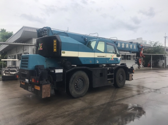 TADANO GR250N-1 ขนาด 25 ตัน รถปี 2005 ชั่วโมงการทำงาน 4,6xx ชม. นำเข้าจากญี่ปุ่น TADANO GR250N-1 ขนาด 25 ตัน รถปี 2005 ชั่วโมงการทำงาน 4,6xx ชม. นำเข้าจากญี่ปุ่น