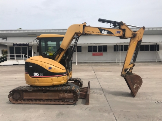 CATERPILLAR 305 มีเก๋ง นำเข้าจากญี่ปุ่น ติดต่อผึ้ง 095-0563605