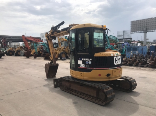 CATERPILLAR 305 มีเก๋ง นำเข้าจากญี่ปุ่น ติดต่อผึ้ง 095-0563605