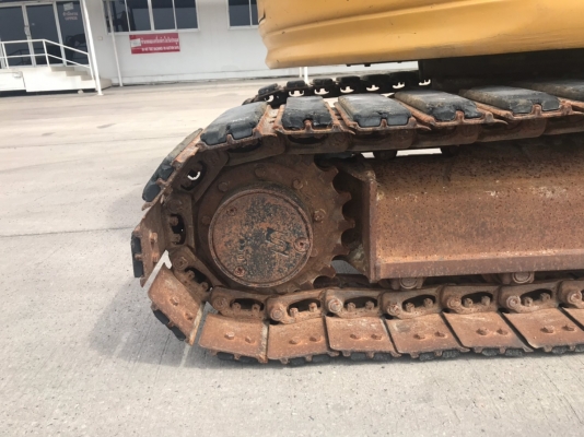 CATERPILLAR 305 มีเก๋ง นำเข้าจากญี่ปุ่น ติดต่อผึ้ง 095-0563605