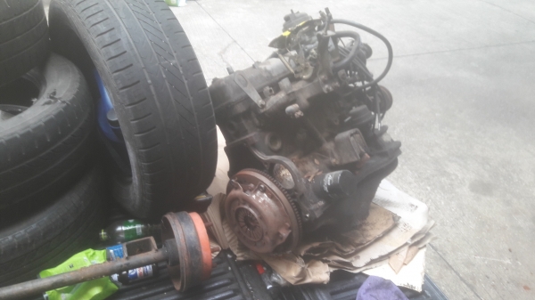 เกียร์MT 4 เกียร์ Mazda Familia 1300cc