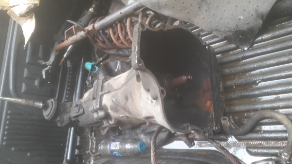 เกียร์MT 4 เกียร์ Mazda Familia 1300cc