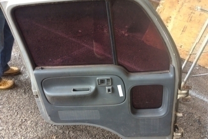 ประตู NISSAN ALLAS ข้างซ้าย กระจกไฟฟ้า ขาย 4,500 บาท (ศุภากร 081-1903107 , 081-4252943) ประตู NISSAN ALLAS ข้างซ้าย กระจกไฟฟ้า ขาย 4,500 บาท (ศุภากร 081-1903107 , 081-4252943)