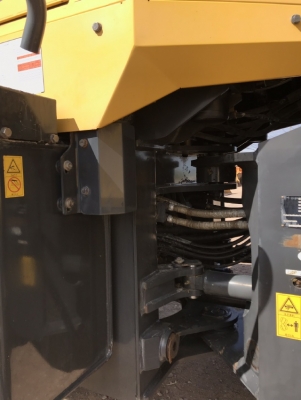 ขายรถตักล้อยาง KOMATSU WA200-5 (6,xxx ชั่วโมง) นำเข้าเองจากญี่ปุ่น สภาพสวยพร้อมใช้ มีVDOการทำงานครับ