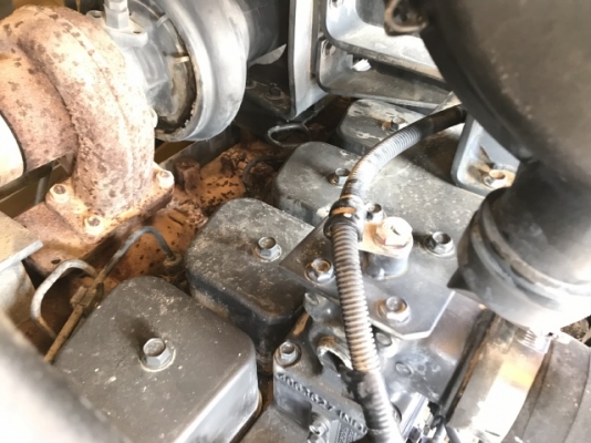 ขายรถตักล้อยาง KOMATSU WA200-5 (6,xxx ชั่วโมง) นำเข้าเองจากญี่ปุ่น สภาพสวยพร้อมใช้ มีVDOการทำงานครับ