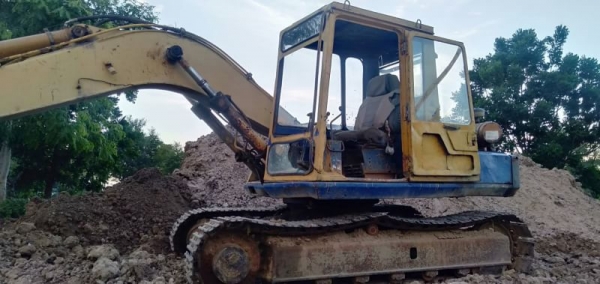 KOMATSU PC 120-3