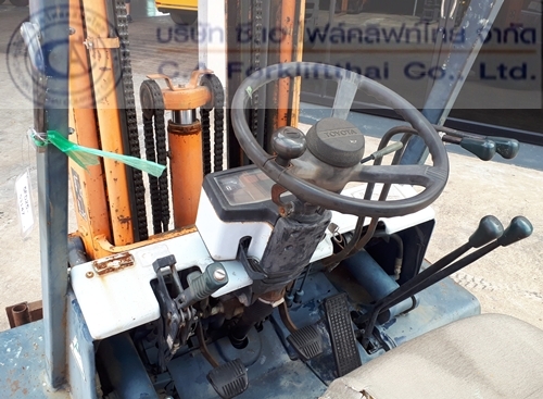 ขาย รถโฟล์คลิฟท์ TOYOTA รุ่น 5-FD25