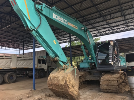 ขาย kobelco sk200-8 super xm