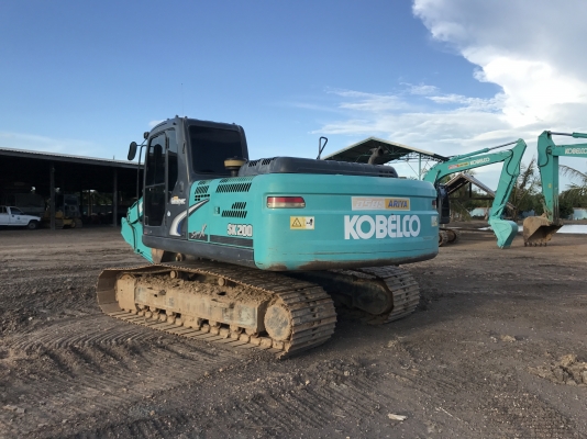 ขายKOBELCO SK200-8 Super-X 8000 ชั่วโมง สภาพสวยเดิมๆ เเห้งๆทั้งคัน สนใจติดต่อ 081-4283210