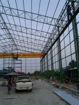 รับติดตั้งเครนโรงงาน และรับออกแบบติดตั้งเครนไฟฟ้า